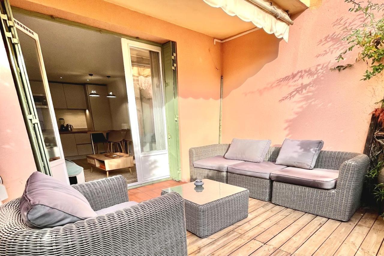 Magnifique 2 Chambres Terrasse Et Parking Saint-Tropez Extérieur photo